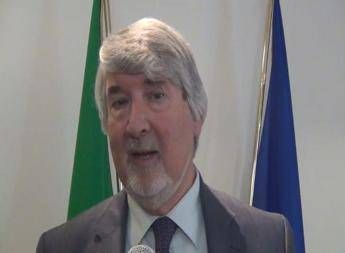 Voucher, Poletti: Nuove regole contro abusi Voucher, Poletti: Nuove regole contro abusi